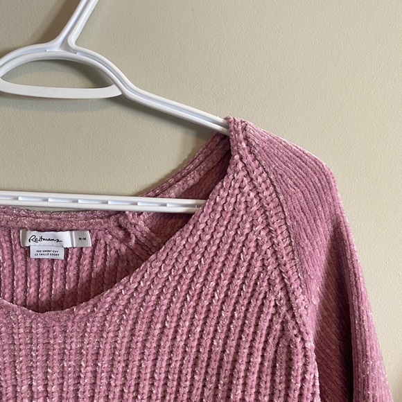 SOLD 🚫 LAST CHANCE ⚠️Super Soft Sweater - Picture 2 of 4